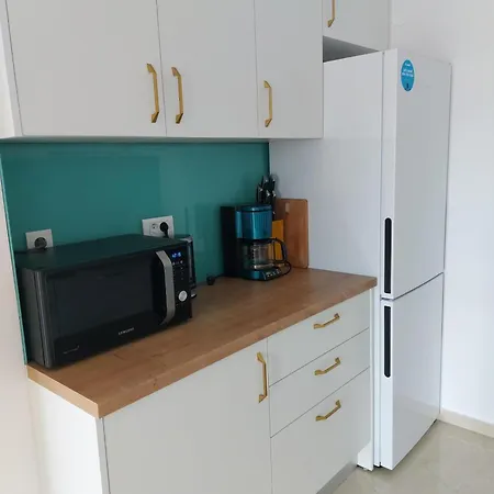 아파트 By The Sea Podgora, Makarska - 11469
