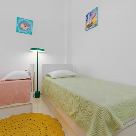 아파트 By The Sea Podgora, Makarska - 11469